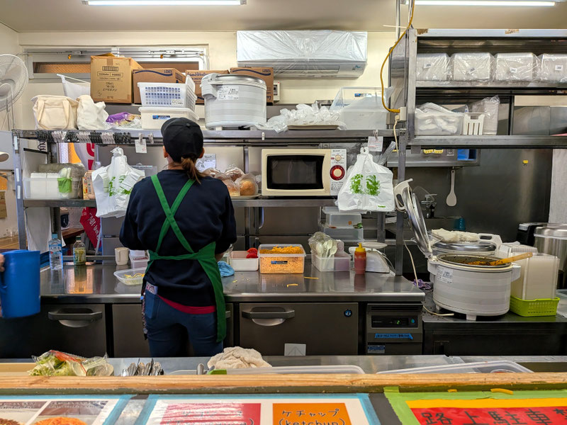 キングタコス金武本店の店内
