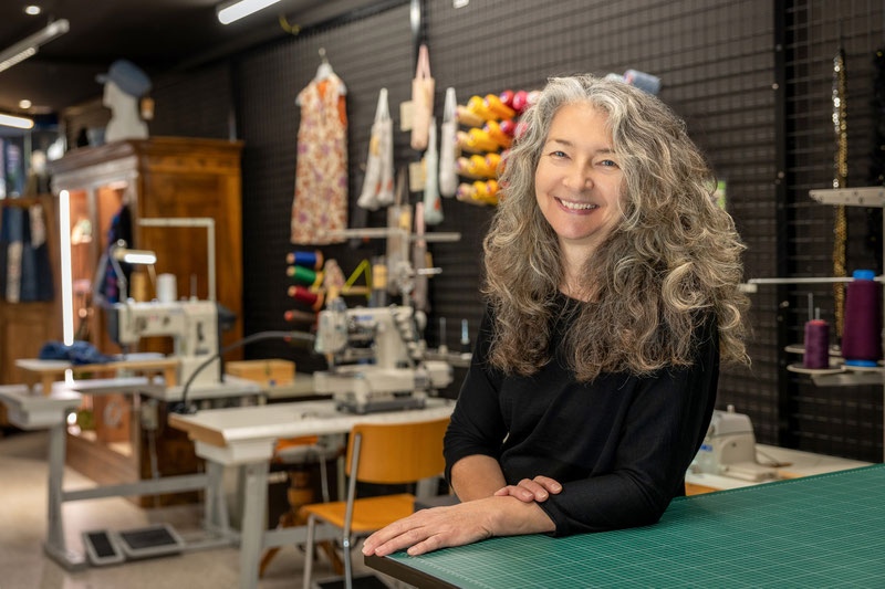 Sonja Steiger in ihrem Atelier