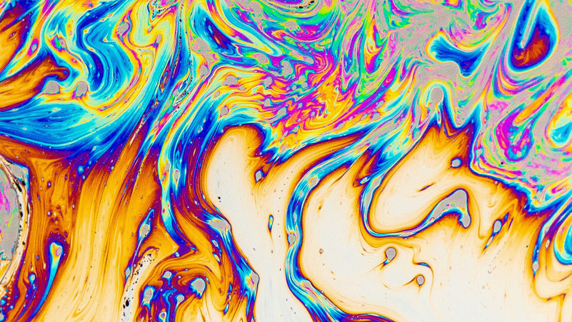 Öl. Bild von David Olah auf Unsplash.