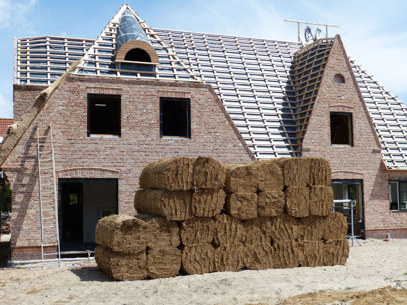 Rohbaus - Feuchtigkeit, Estrich, Bautrockner, Luftfeuchtigkeit, Wasserflecken, Haus bauen - Bungalow - Einfamilienhaus - Neubau - Mehrfamilienhaus - Doppelhaus - Zweifamilienhaus - Thüringen - Sachsen Anhalt - Saarland - Brandenburg - Holstein - Neubau