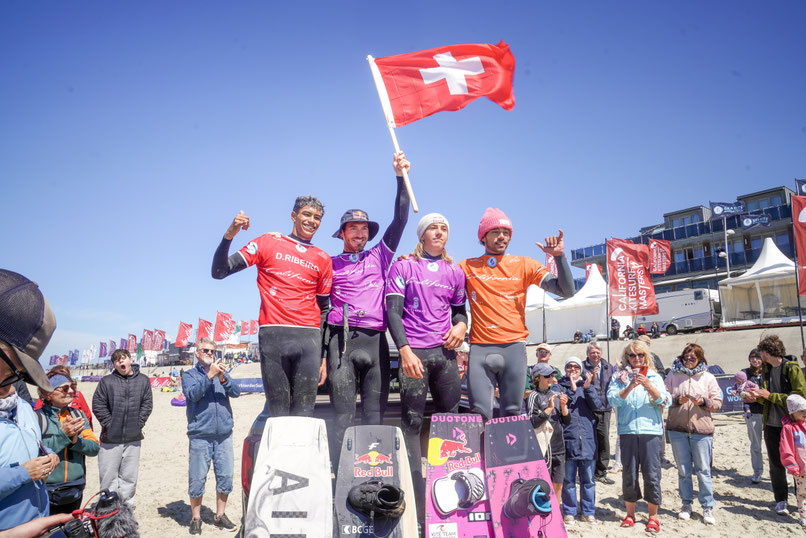 Herren v.l.n.r.: 2. Platz Davi Ribeiro (Brasilien), 1. Platz Maxime Chabloz (Schweiz), 3. Platz Finn Flügel (Deutschland), 4. Platz Karim Mahmoud (Ägypten)