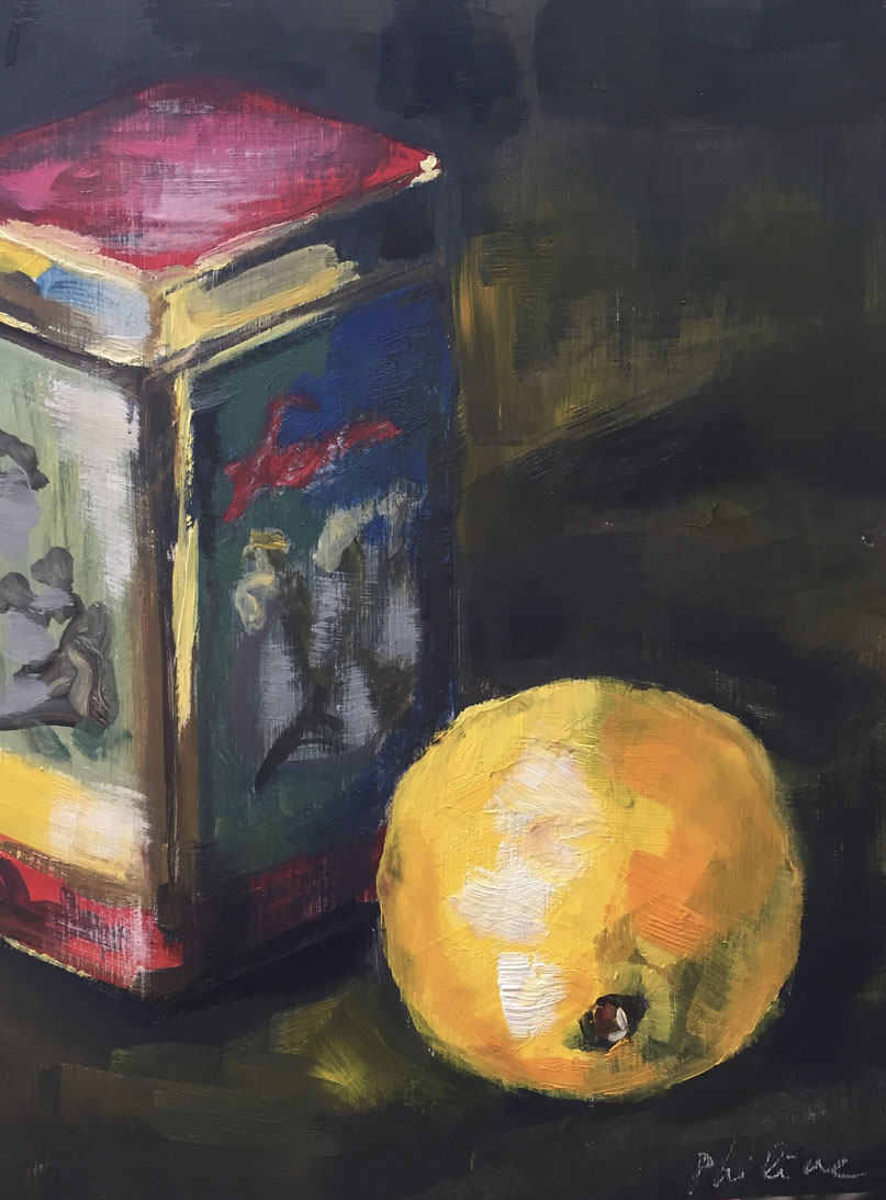 Lemon and a chinese tea tin, oil on panel 15x20 cm by Philine van der Vegte