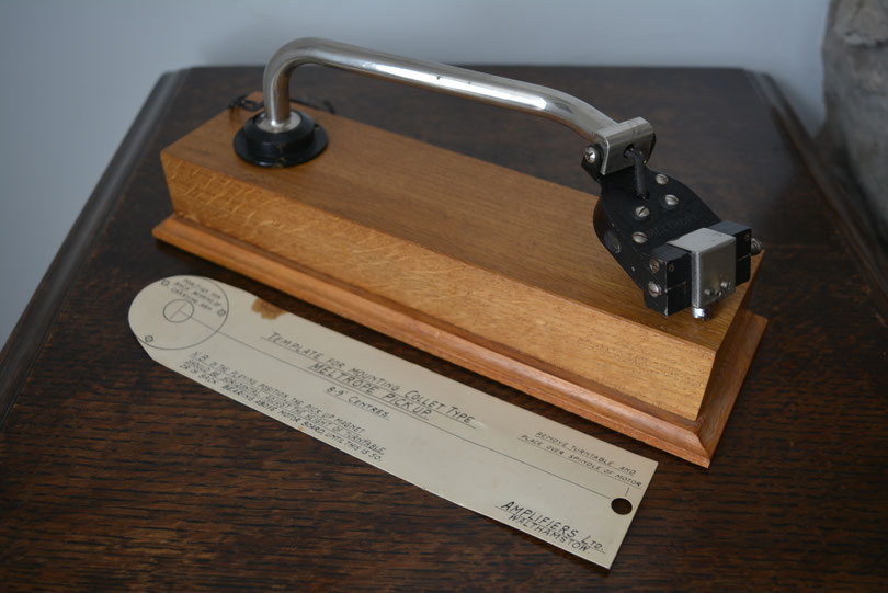 MELTROPE pickup with a Custom made Needle port / Needle pinch screw  in the style of Harry Virtz