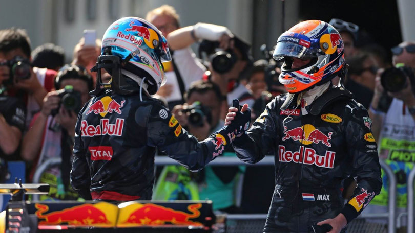Ricciardo e Verstappen 