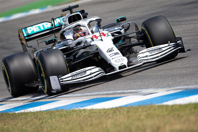 Lewis Hamilton e la sua Mercedes