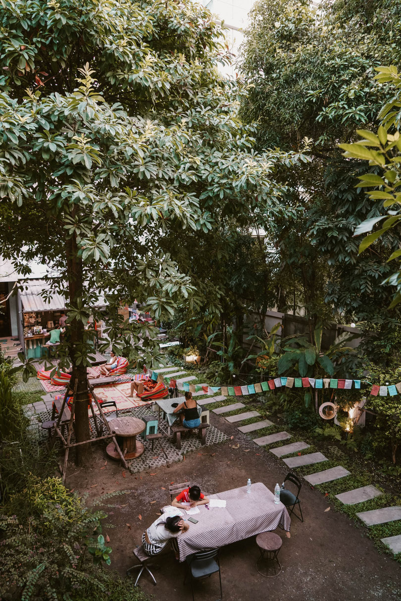 The Yard Hostel Bangkok