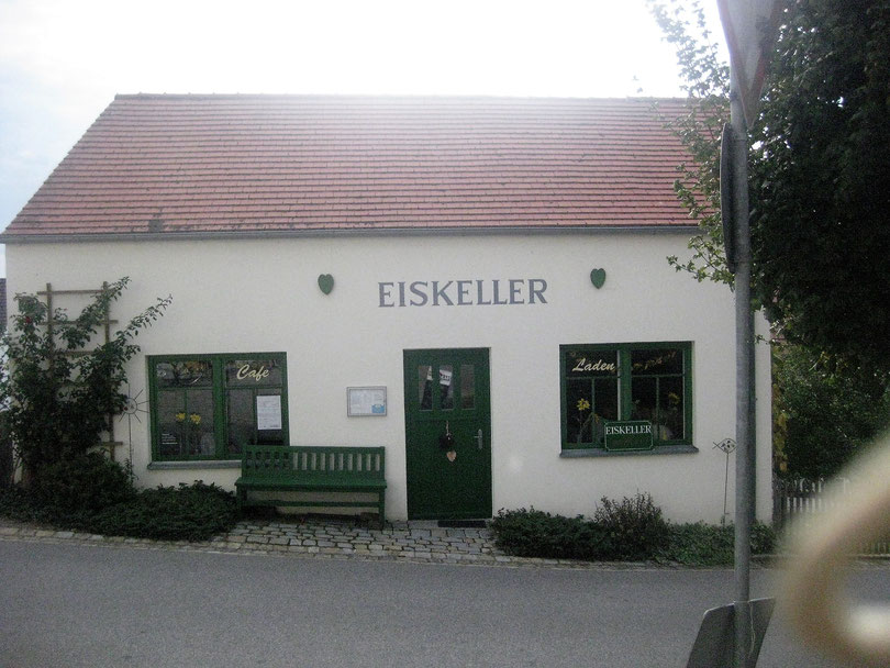 Eiskeller Haindling bei Geiselhöring Landkreis Straubing-Bogen