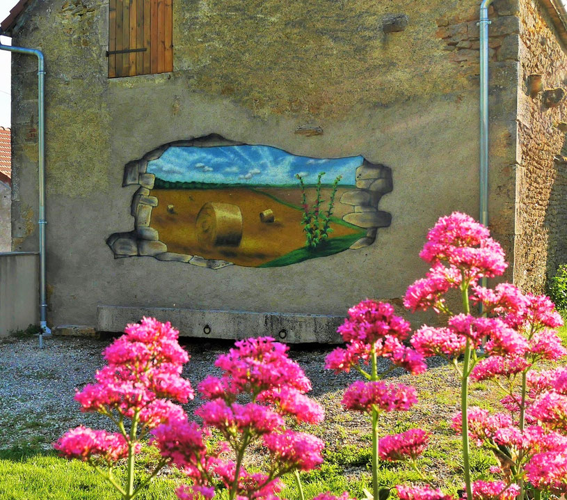 photo d'une fresque murale en trompe-l'oeil (paysage, campagne, ouverture), nièvre, Coron