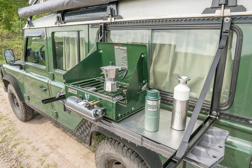 Using the TRED Pro recovery boards as side-tables on the vehicle