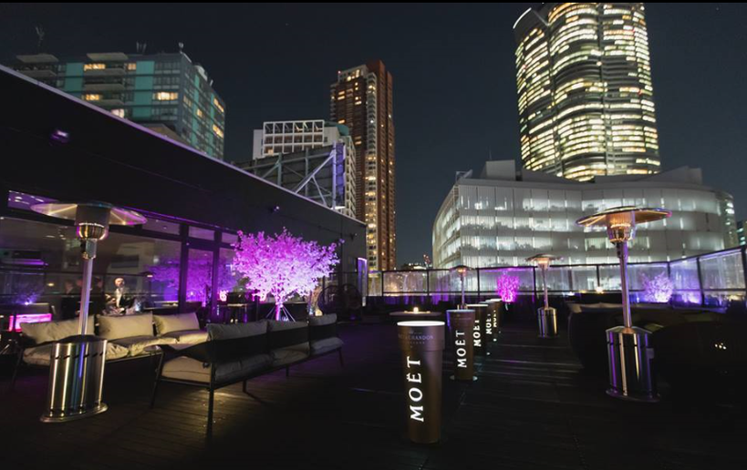 ワンオーク 東京 服装