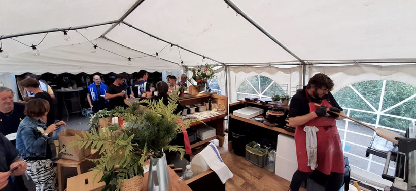 Le Bar à Pizzas de Walter - traiteur évènementiel spécialisé en pizza - propose des prestations professionnelles pour les évènement d'entreprises, traiteur pizza qui s'installe dans vos locaux, idéal pour anniversaire, inauguration, fête de fin de saison