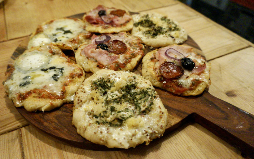 Le Bar à Pizzas de Walter propose des mini pizzas, faites à la main, de 9 cm de diamètre, façon pizza romaine