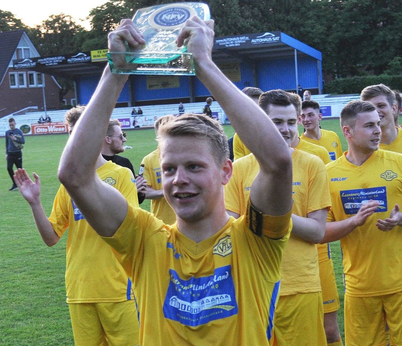 Im Sommer feierte Germania die Meisterschaft in der Bezirksliga - und überzeugte nach dem Aufstieg mit dem jüngsten Kader auch in der Landesliga.