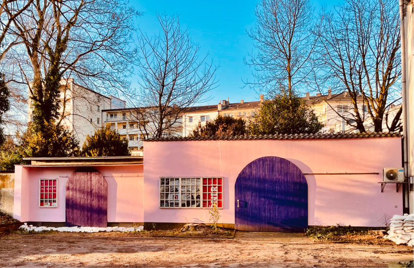 HAUS DES MÜLHEIMER KUNSTVEREINS KKRR - CASADELLE 54-60 am Innenstadtpark "Ruhranlage"