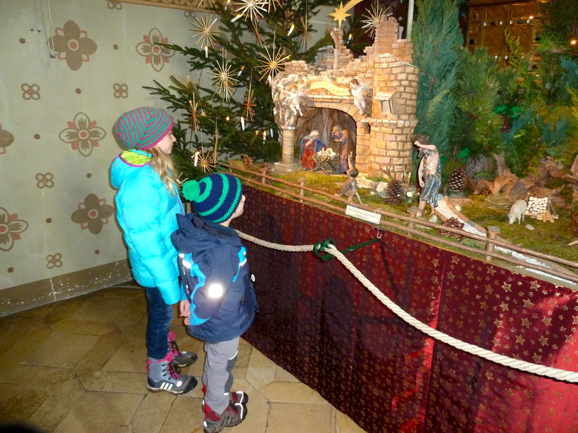 Krippe in der Kirche in Blaichach