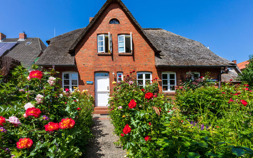 Hus in Lee @ Fotofriese Mirko Honnens