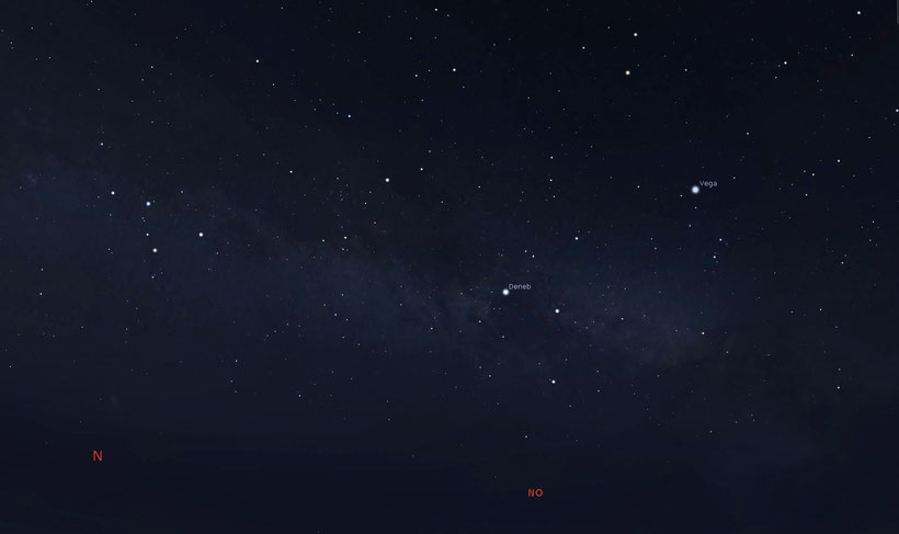 Sommerlicher Nachthimmel mit Milchstrasse bei Bortle 1 Himmelsqualität - z.B. in einer Wüste