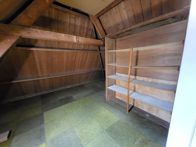 Volledige woning leeghalen Meubels afvoeren Inboedel afvoeren Huisraad verwijderen Berging, garage en schuur leegmaken Zolder en kelder leeghalen