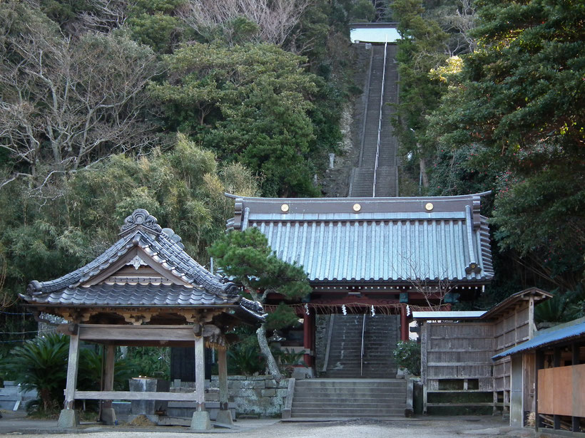 　　　　　　　　　　　　　　　　　　　　　　房総　須崎神社