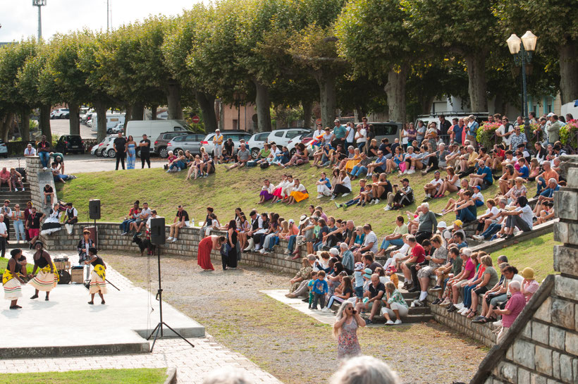 Animation esplanade de Lassus -  FOLKOLOR 2024