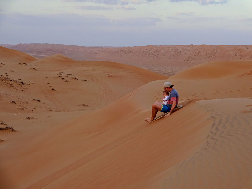 Wüste Oman Baby Kleinkind Fernreise