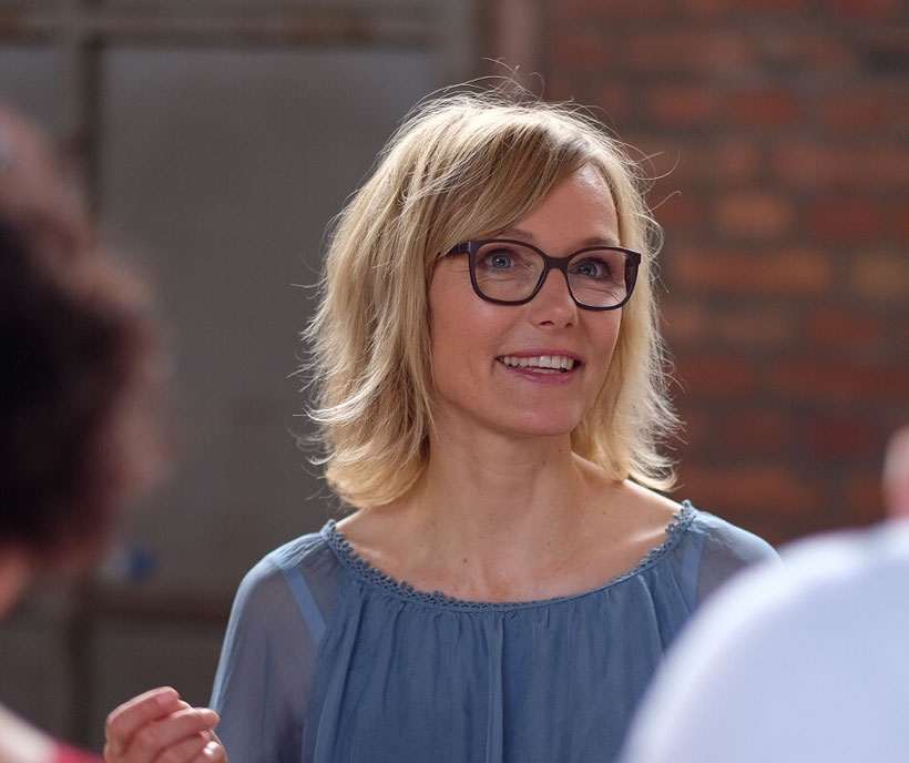 Simone Grabs beim Coaching von Führungskräften