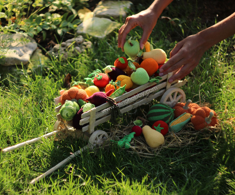 Crochet fruits and vegetables by OlinoHobby.