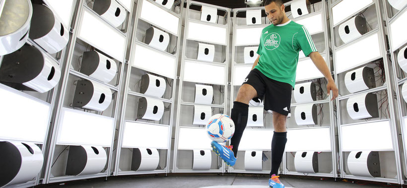 Sportler im Botscan 3D-Personen-Scanner