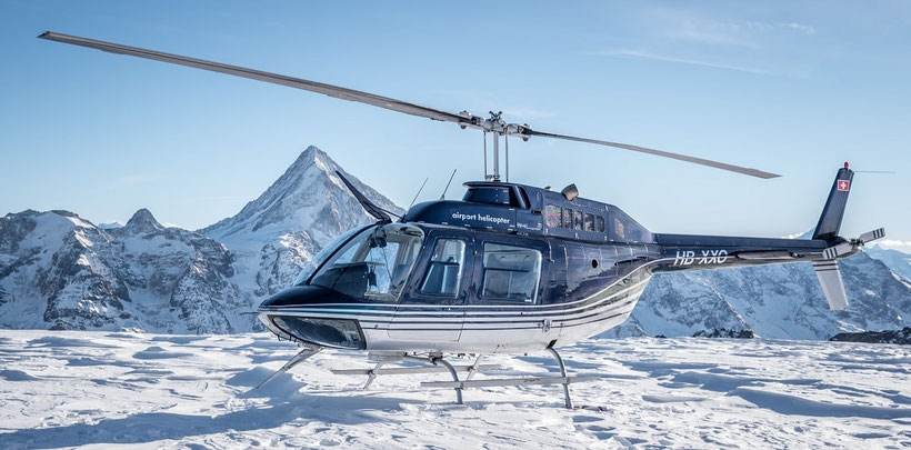 Bell 206 Jet Ranger, HB-XXO, Alpenrundflug mit Gletscherlandung, Alpenflug, Gletscherflug, Gletscherapéro, Petersgrat