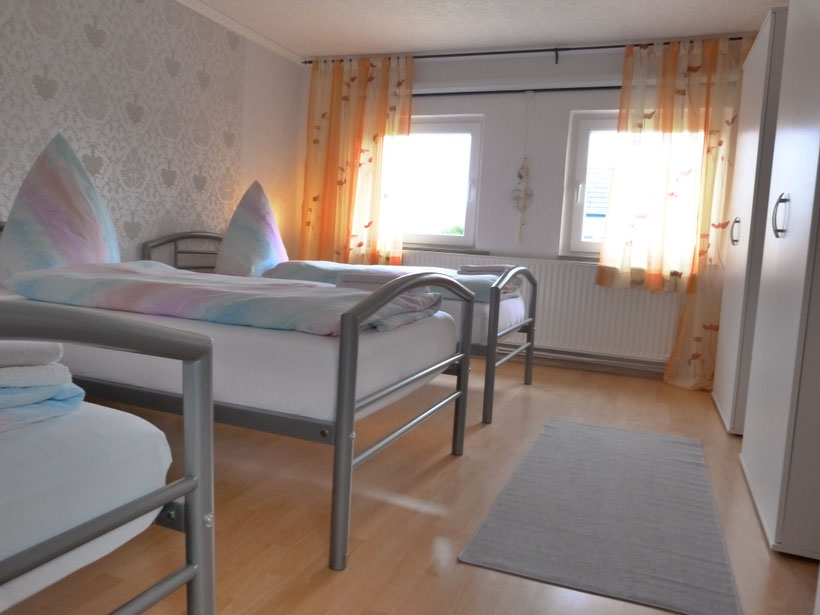 Mehrbettzimmer - v-leontjews Webseite!