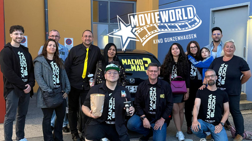 CAST & CREW (ein Mix aus "MACHO MAN 3" und "XANDRA BLOOM") bei der Vorstellung im MOVIEWORLD KINO am 7. September 2025
