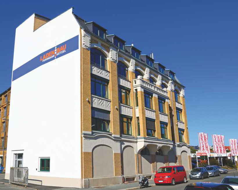 Plauen, Dürerstraße 30, Fassadenansicht