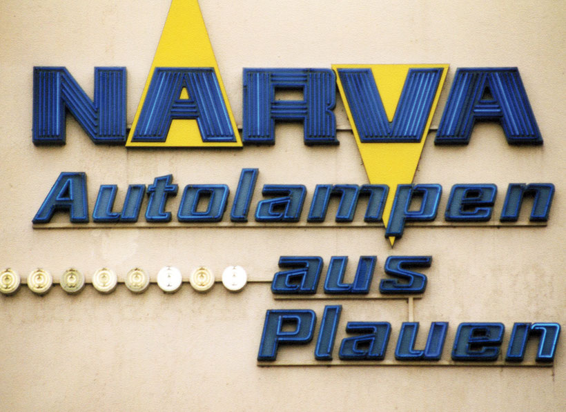 Plauen, Pausaer Straße 22, Neon Leuchtreklame Narva