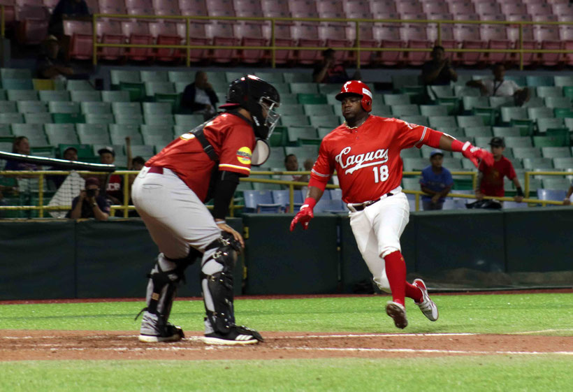 los Criollos de Caguas derrotaron a los Indios de Mayagüez con marcador final, 4-2, siendo el tercer revés al hilo para la tribu. / Foto por Ivette García (LBPRC Media)