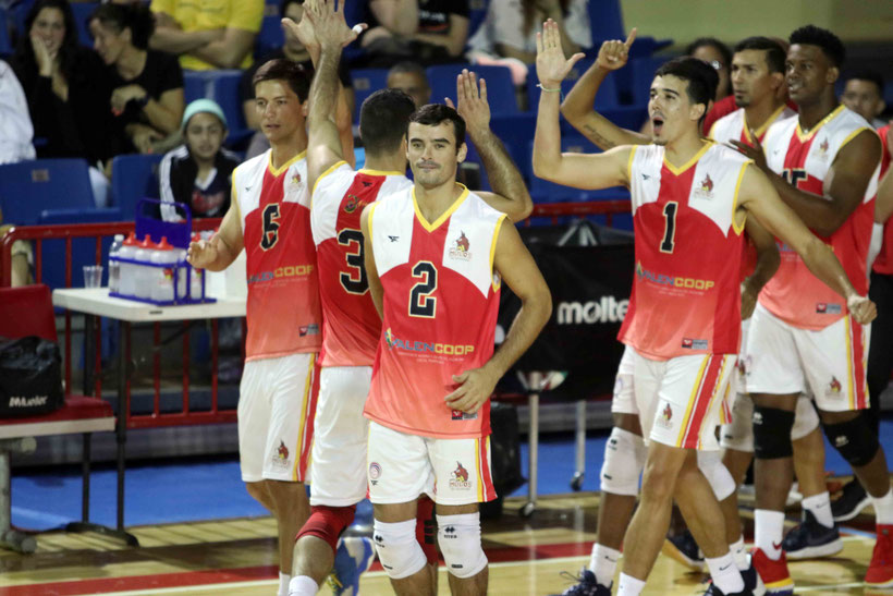 Juncos suma su cuarta victoria en el voleibol masculino/ Foto por Heriberto Rosario Rosa