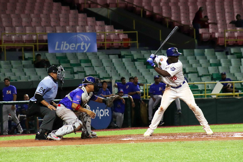Hoy, 4 de diciembre de 2019 continúan los partidos de la liga invernal comenzando a las 1:05pm / Foto por LBPRC