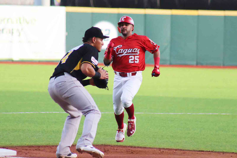 La acción de la liga invernal recesa hoy lunes y regresa el próximo martes, 17 de diciembre / Fotos: Ivette García, Manuel Félix & Christopher Ouslan (LBPRC Media)