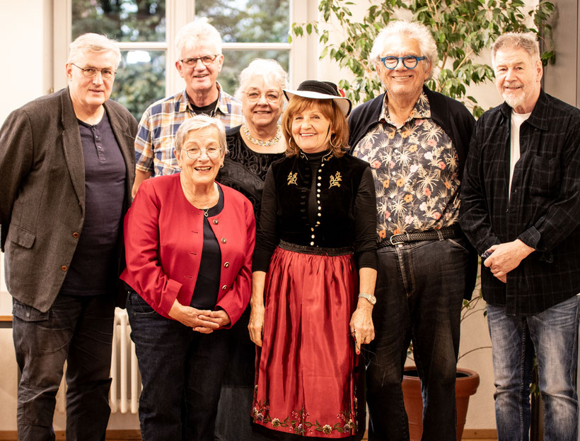 von links: Peter Winter, Brigitta Neidig, Ad, Karin Jäckel. Monika Krasinsky-Schweizer, Gerd Birsner, Joe Wintherhalter.  Foto:Klaus-Peter Jäckel