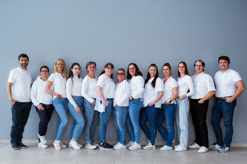 Unsere Mitarbeiterinnen: Frau Bacher, Frau Pötzsch, Frau Öteles, Frau Bayer, Frau Kenar, Frau Nukic, Frau Schwab, Frau Weiss, Frau Ollenburg, Frau Sanverdi, Frau Eiternik, Frau Dinc, Frau Oelze