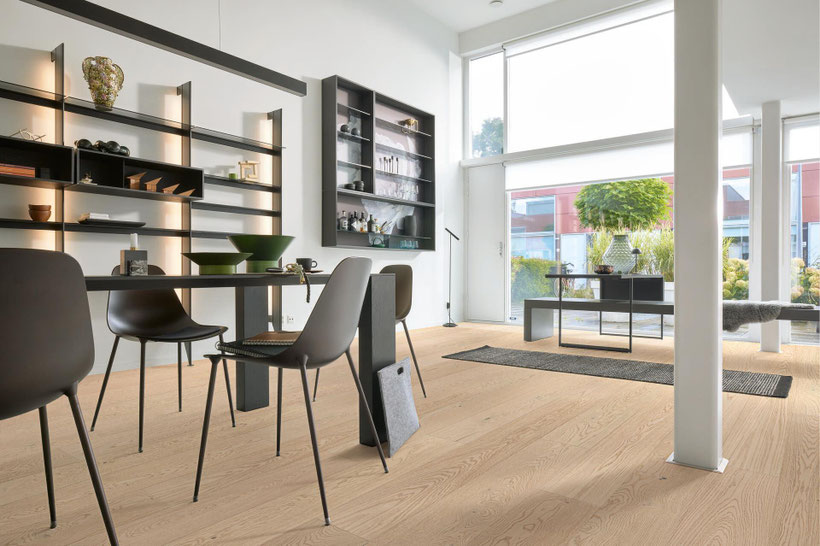 Holzboden Natureflex HD 100 Eiche lebhaft cremeweiß 20014 ultramattlackiert