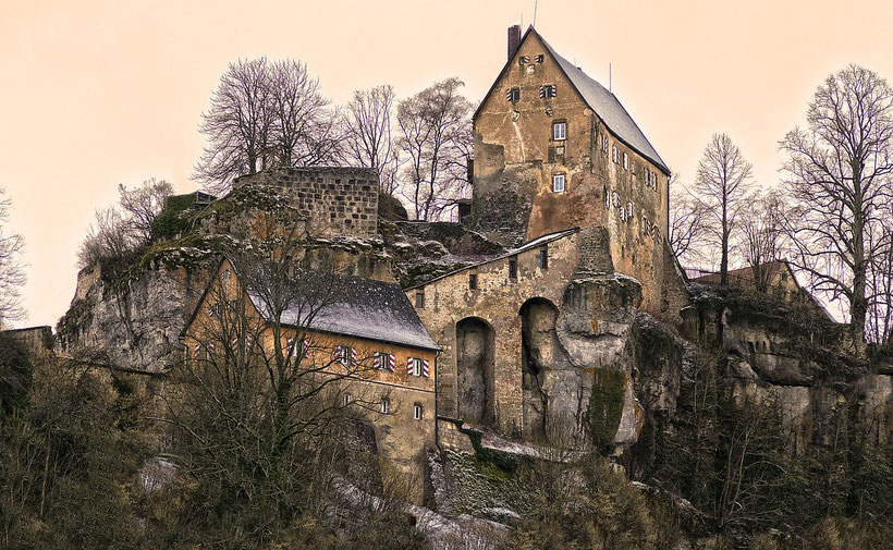 Schreiben in der Burg.