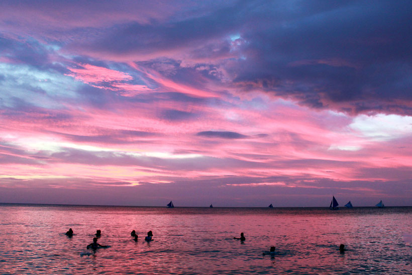 Another creamy sunset in Boracay, Philippines. 2013 © Sabrina Iovino | JustOneWayTicket.com