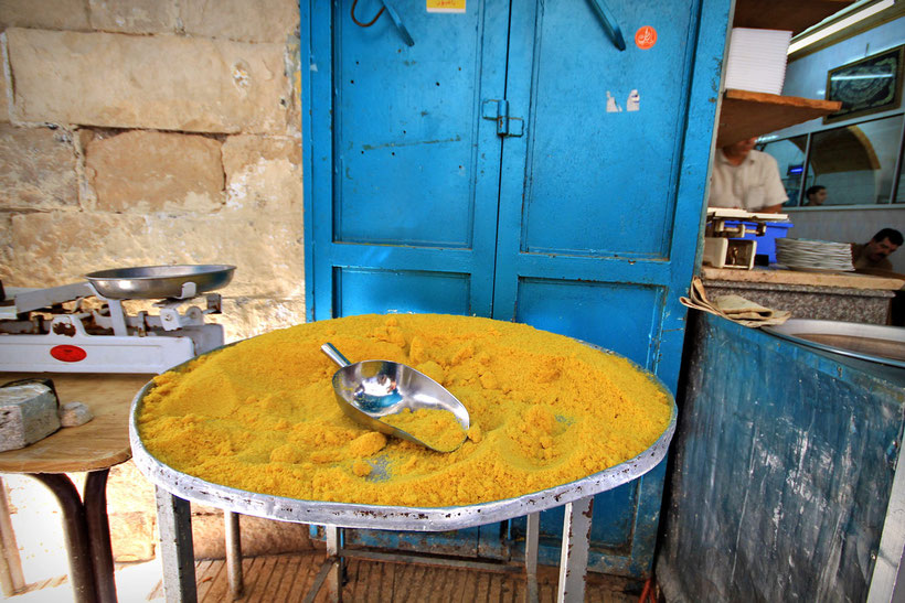 An important ingredient for Knafeh. So what is Knafeh...? Hold on!! © Sabrina Iovino | JustOneWayTicket.com