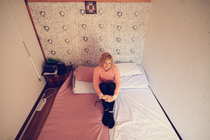 That's all I need! My tiny room at Yoo's Family Guesthouse in Seoul, South Korea © Sabrina Iovino | JustOneWayTicket.com