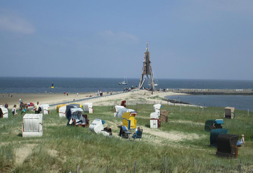 cuxhaven urlaub am Sandstrand in gesunder Luft und Ruhe, Schifffahrt beobachten, Seeschifffahrtsweg, Weltschifffahrtsweg Elbe