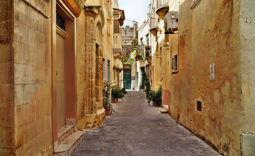 Top 8 Tips and Advice for Travelling to Malta