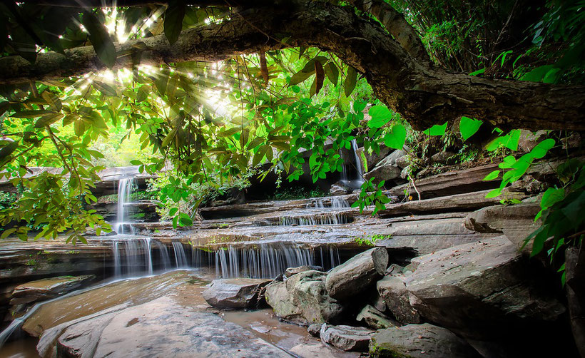 Wasserfall im Phu Pha Yon