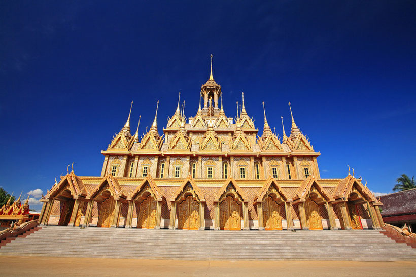 Wat Ta Sung in Uthai Thani