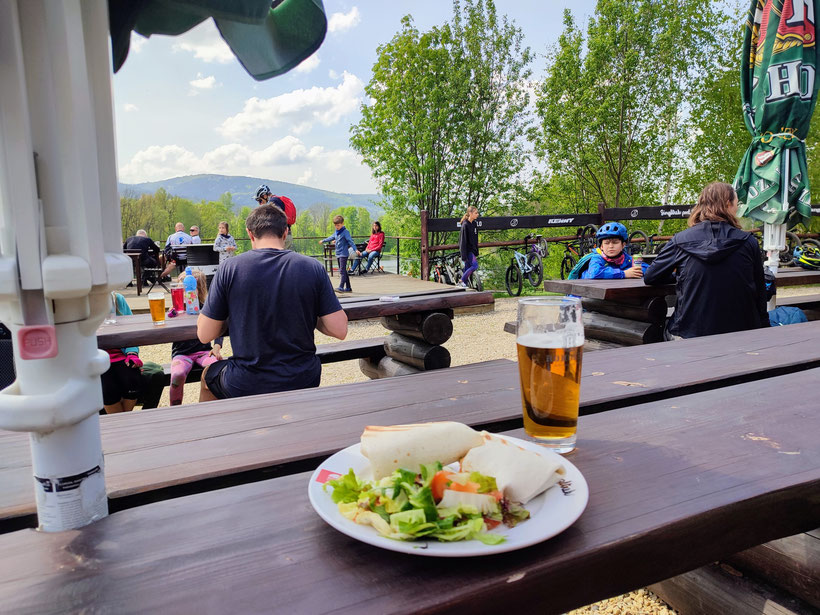 Das Glas Bier gehört hier einfach dazu.