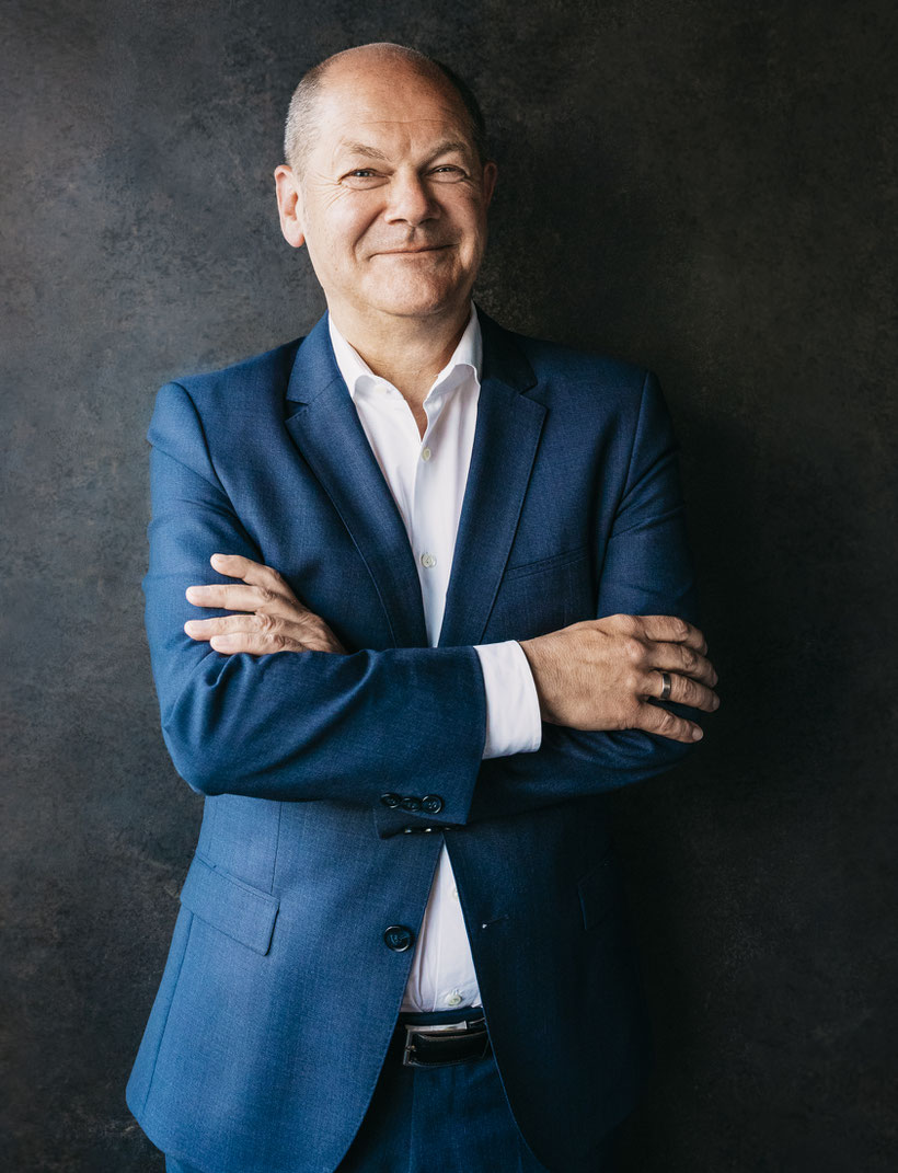 Porträt Foto von Olaf Scholz Bundeskanzler | Fotografin: Anne Hufnagl, Berlin